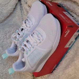 New Ladies PUMA Pacer Net Cage Sneakers